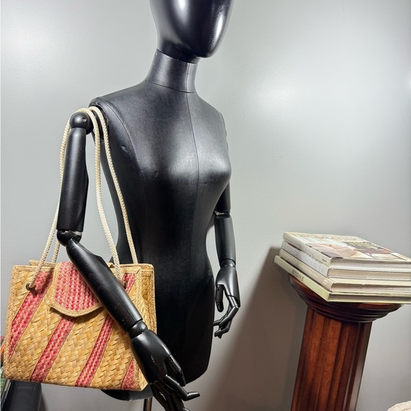 Straw Tote Bag with Red Accents - Picture 3 of 10